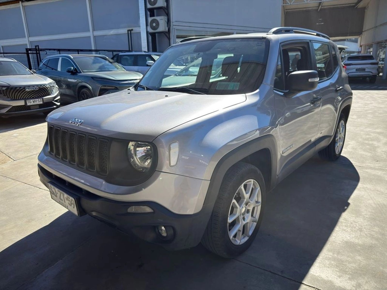 Jeep RENEGADE 1.8 SPORT LX 4X2 MT 5P 2023 - Foto 2 de 20