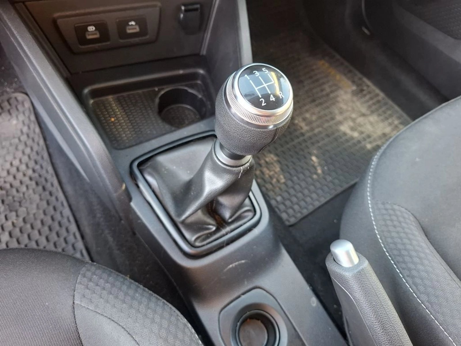 Renault DUSTER 1.6 LIFE MT 2022 - Imagen 18 de 20