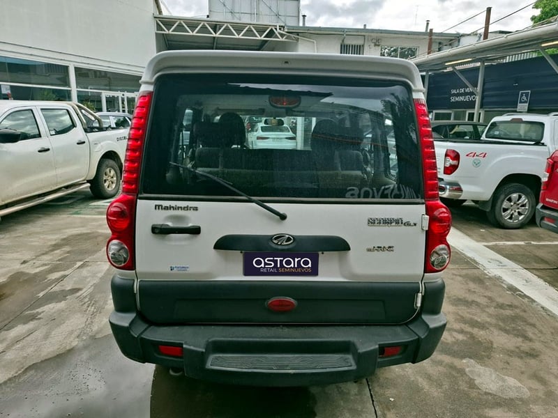 Mahindra SCORPIO 2.2 CRDE DIESEL 4X2 MT 5P 2019 - Imagen 7 de 11