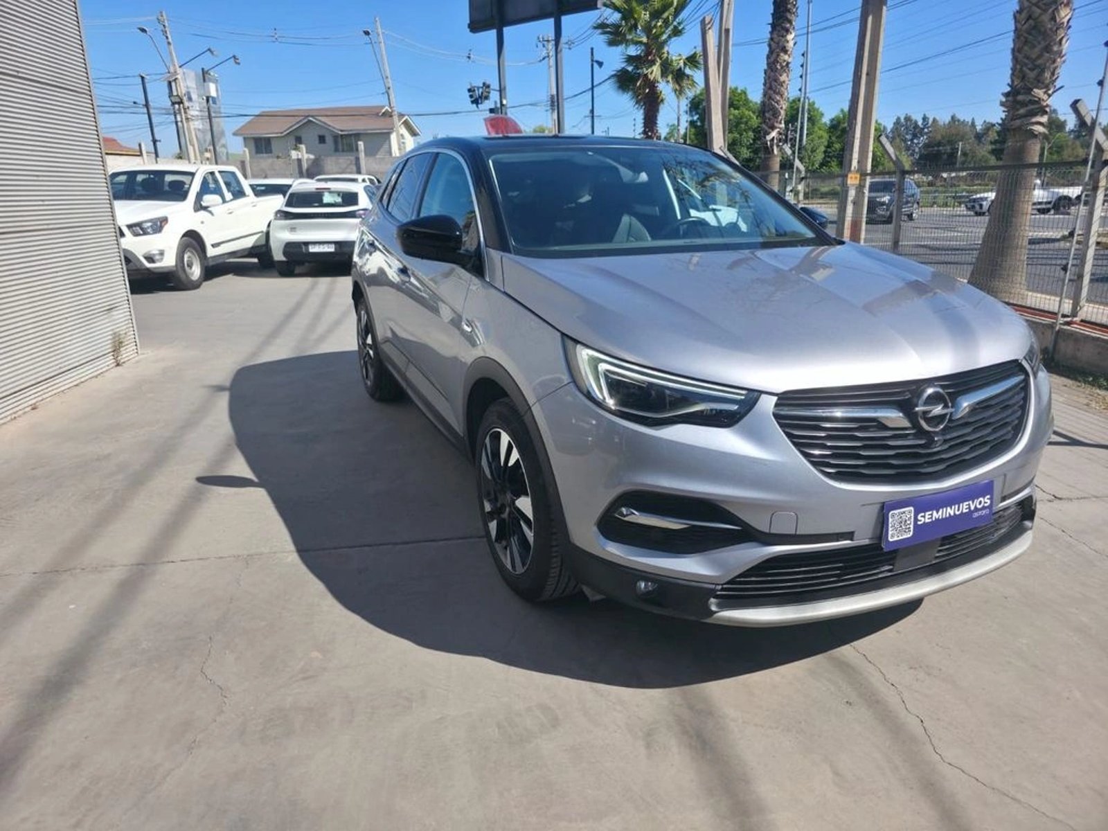 Opel GRANDLAND X INNOVATION 1.6T 2020 - Foto 4 de 19