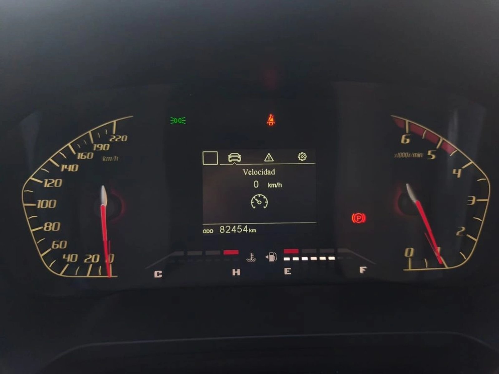 Changan HUNTER COMFORT 4X4 1.9 MT 2022 - Imagen 14 de 20