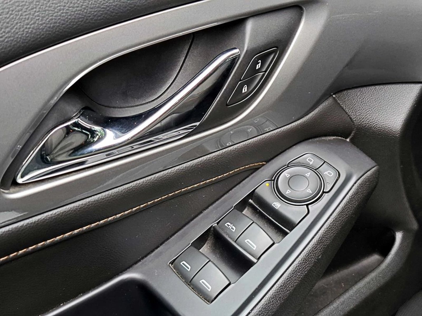 CHEVROLET TRAVERSE 3.6 AT 4X4 2018 - Imagen 13 de 20