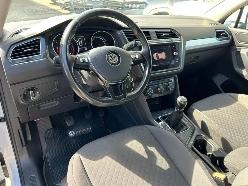 Volkswagen TIGUAN 1.4 TSI COMFORTLINE 150HP MT 2018 - Imagen 8 de 17