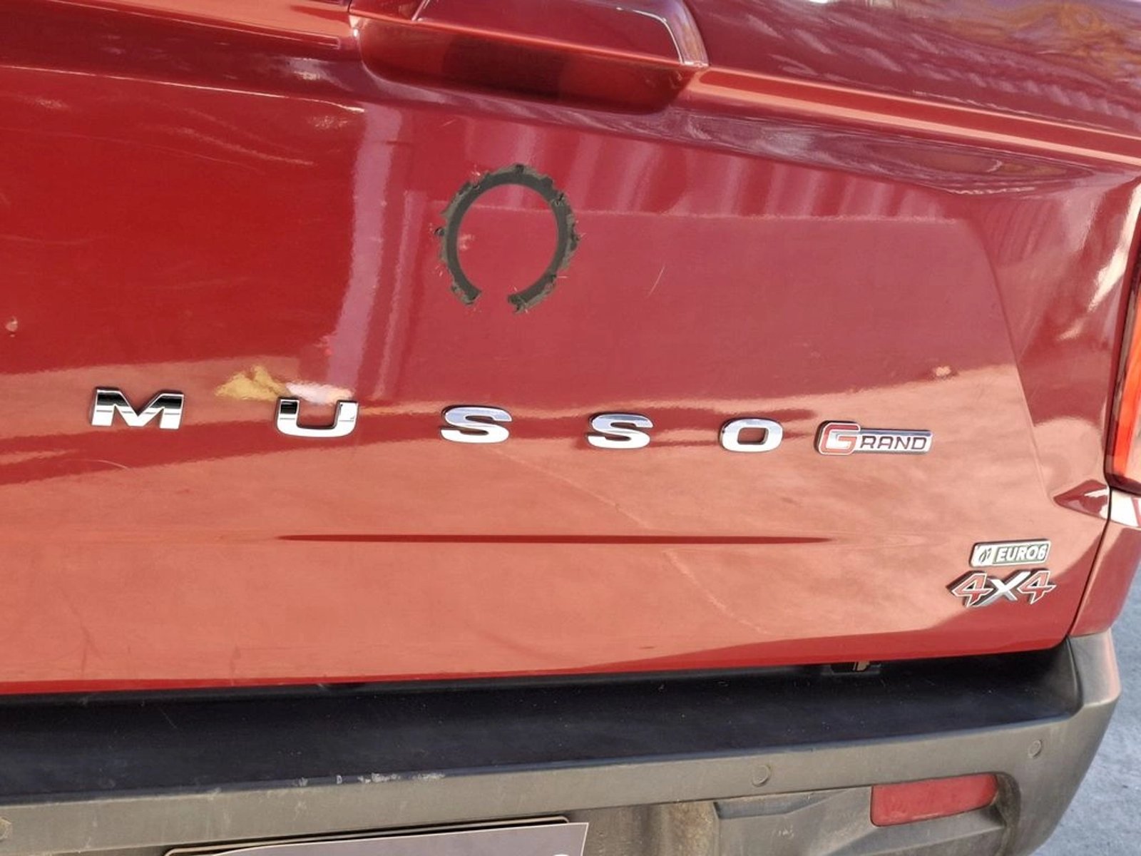 SsangYong MUSSO 2.2 GRAND GLX TD DIESEL 4WD MT6 4P 2024 - Imagen 10 de 20