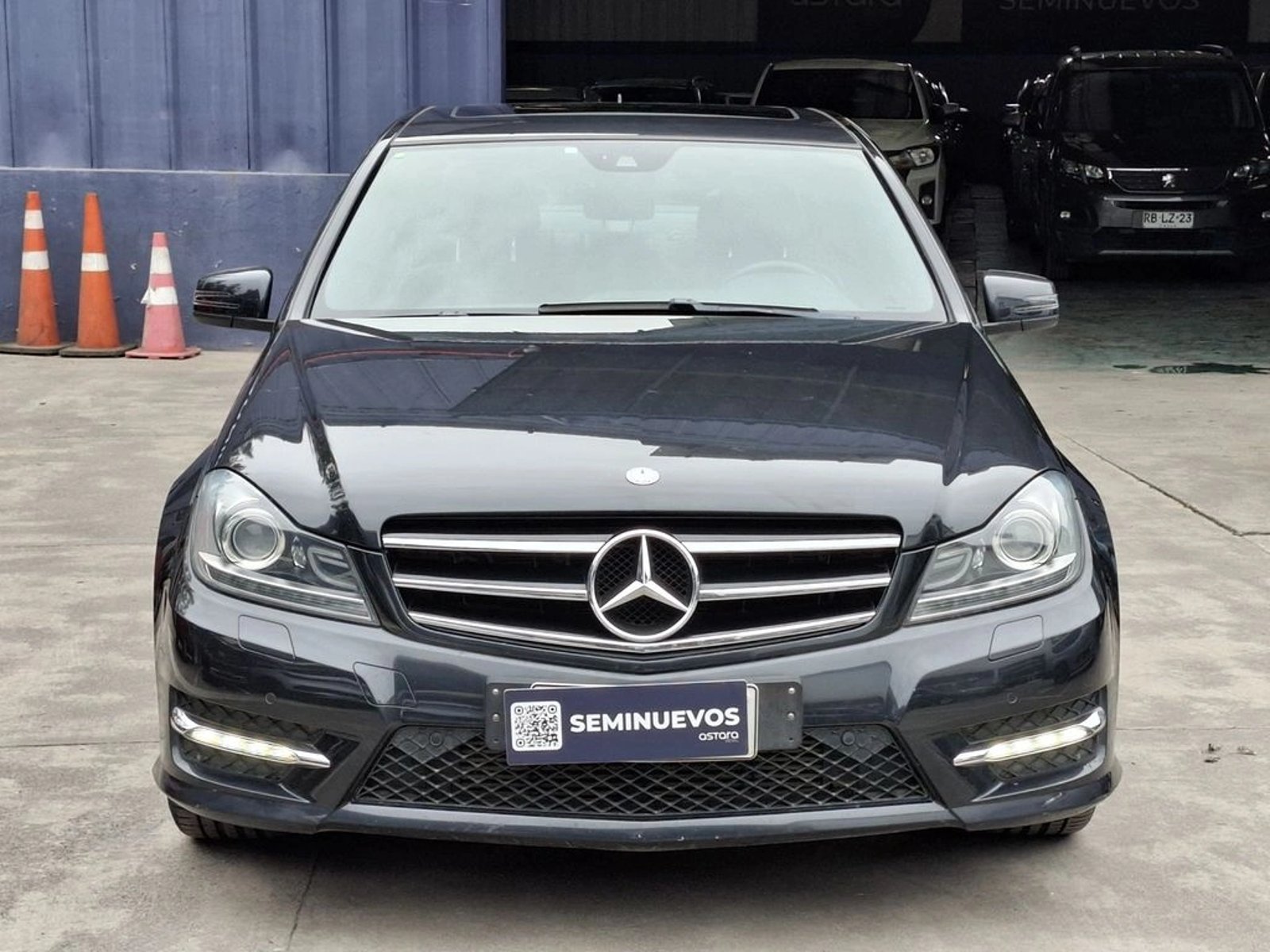 Mercedes-Benz C 250 1.8 4X2 AT 4P 2015 - Foto 2 de 20