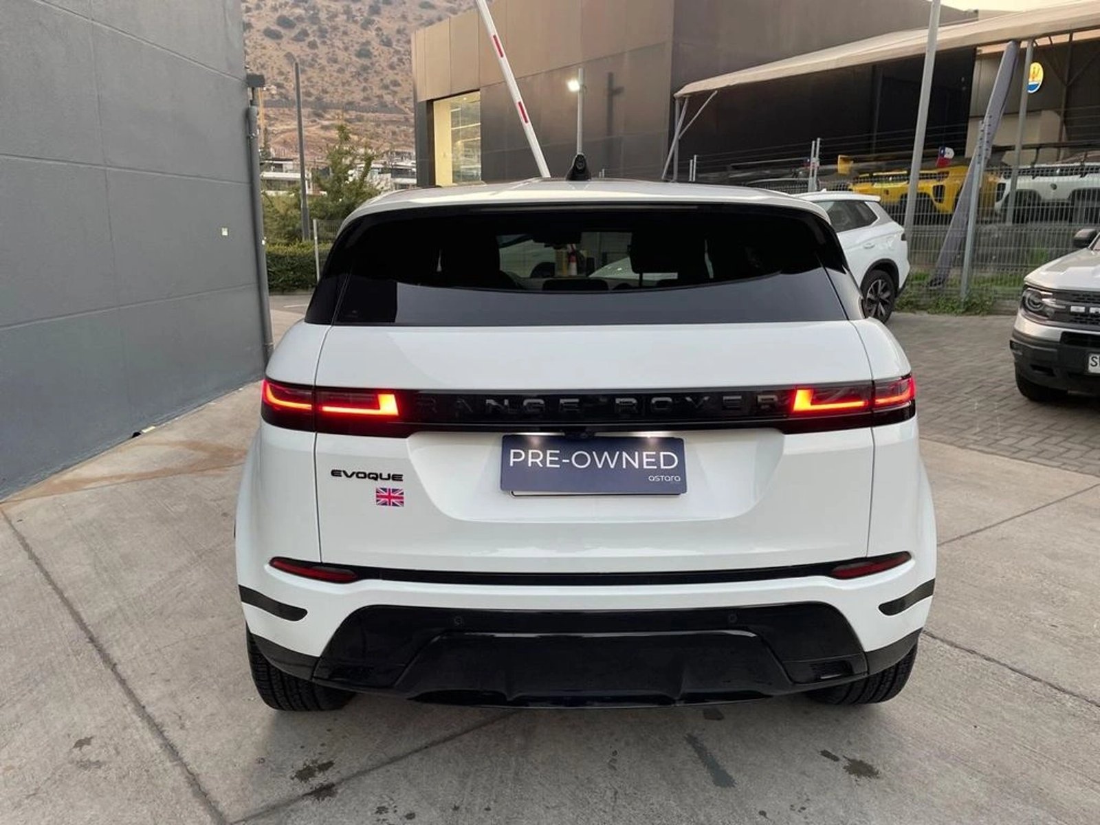LAND ROVER RANGE ROVER EVOQUE 2024 - Imagen 7 de 20