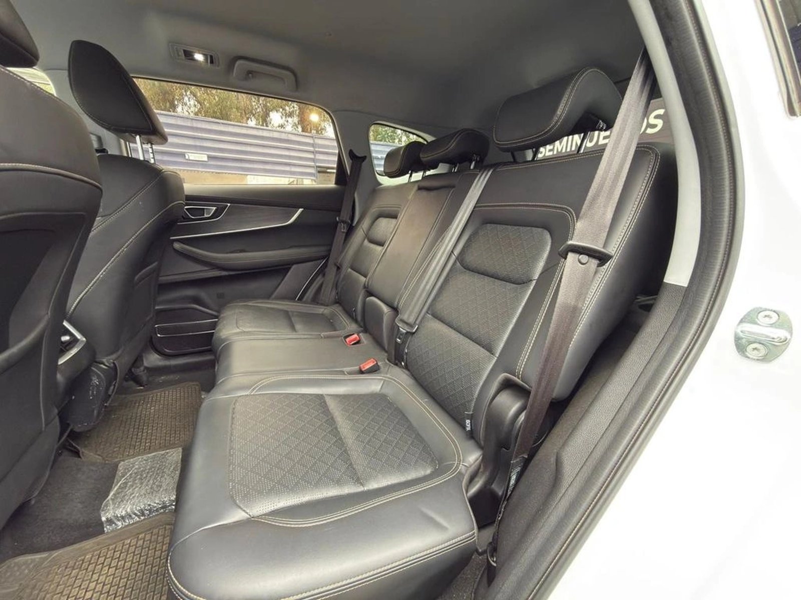 CHERY TIGGO 8 2023 - Imagen 11 de 20