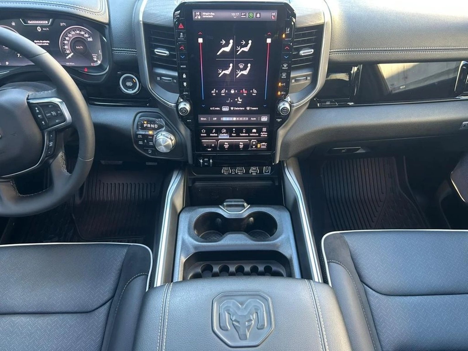 RAM 1500 2025 - Imagen 10 de 16