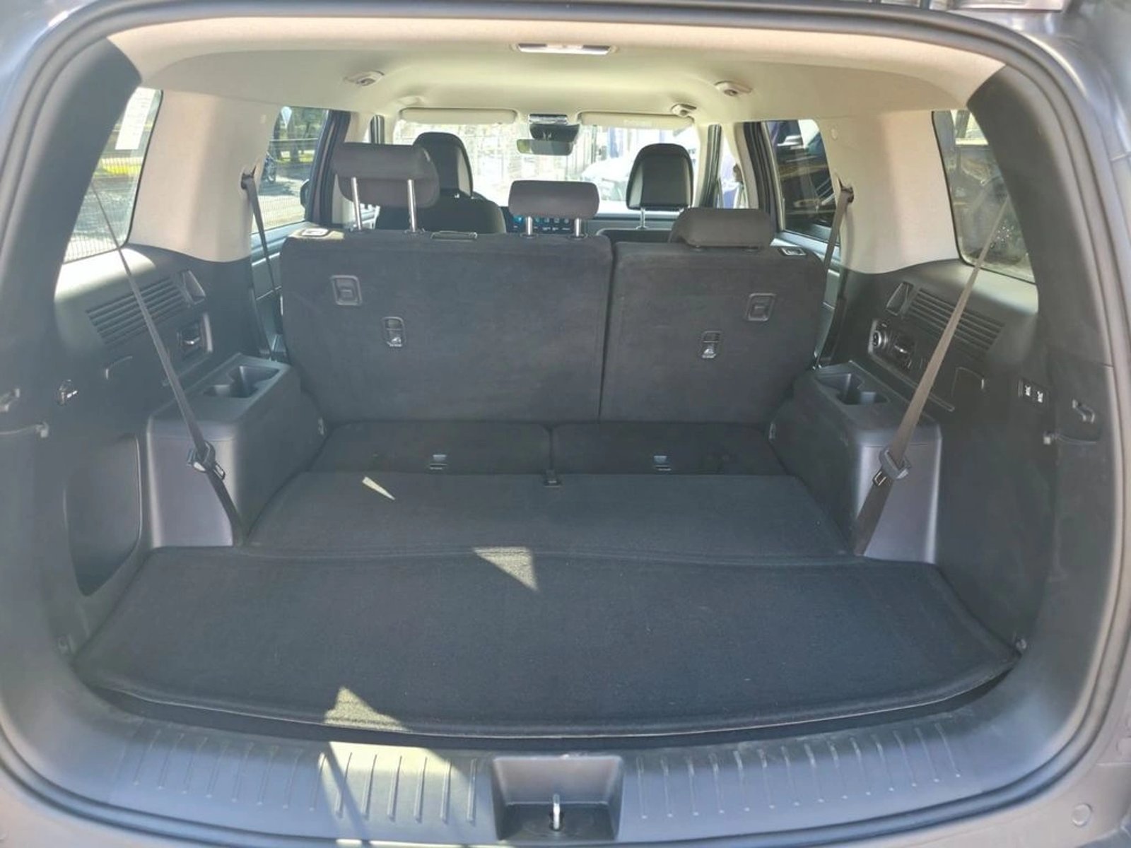 HYUNDAI SANTA FE 2024 - Imagen 19 de 20