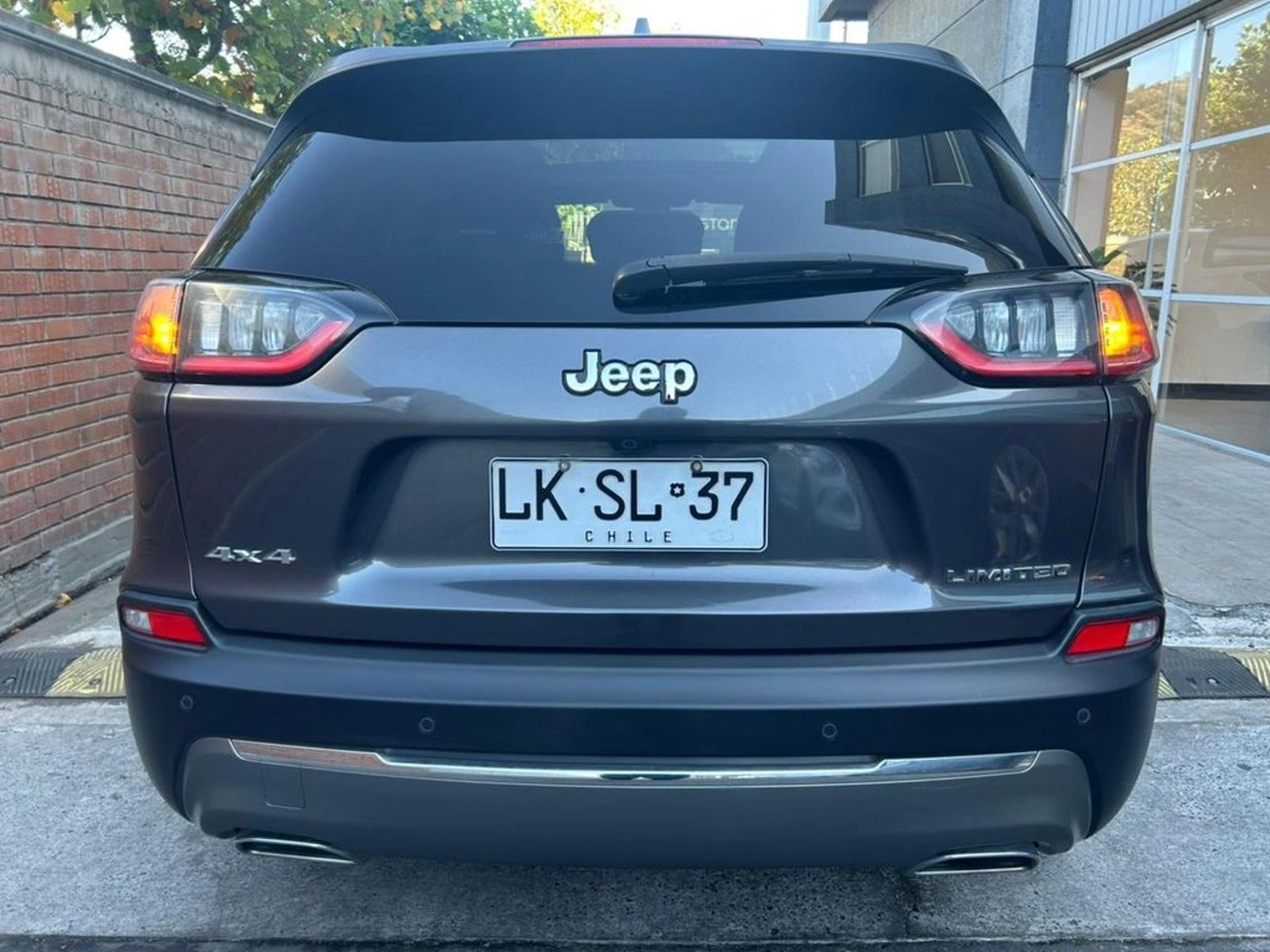 Jeep CHEROKEE 3.2 LIMITED 4X4 AT 5P 2019 - Imagen 6 de 17