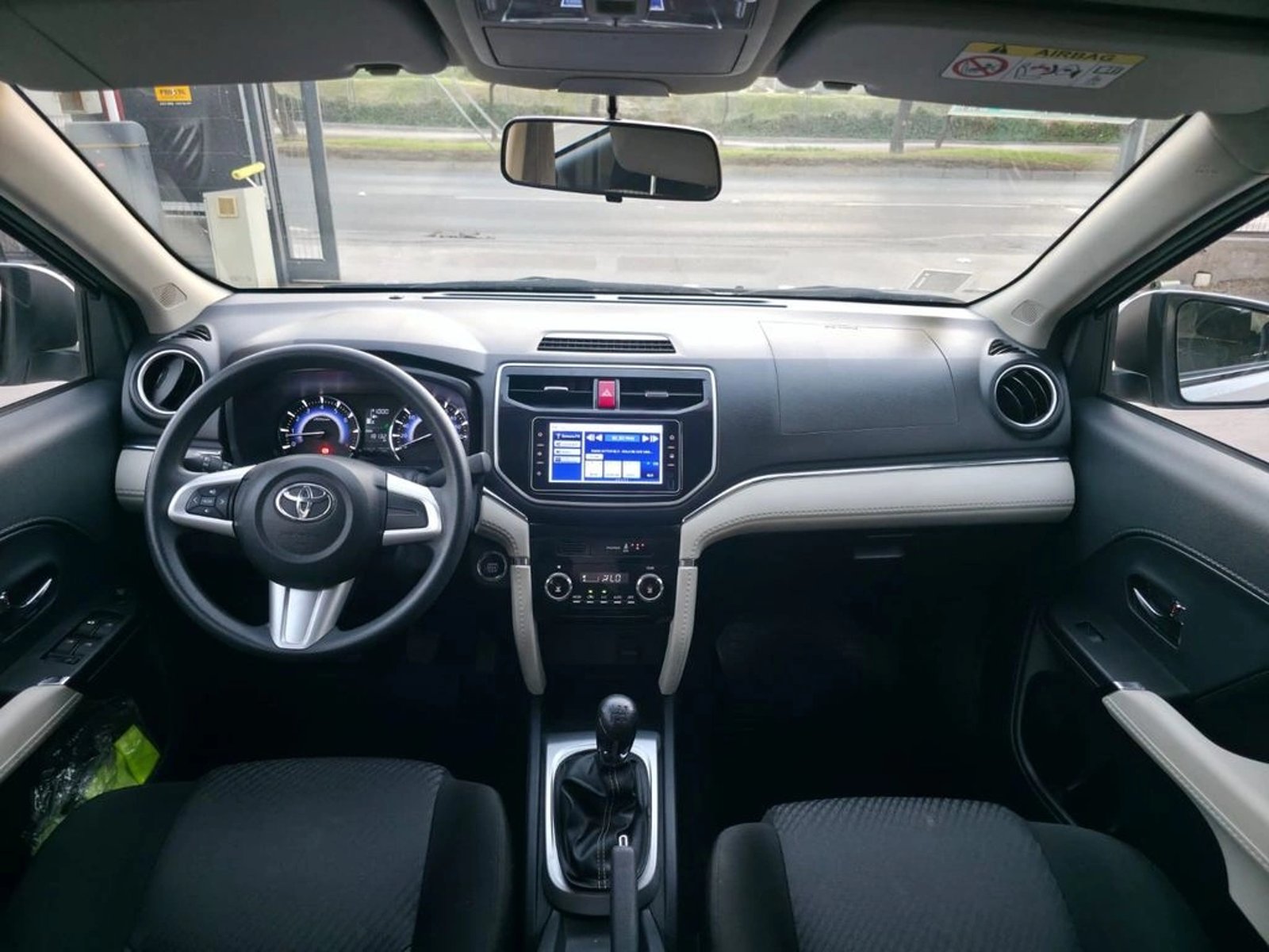 TOYOTA RUSH 2024 - Imagen 14 de 20