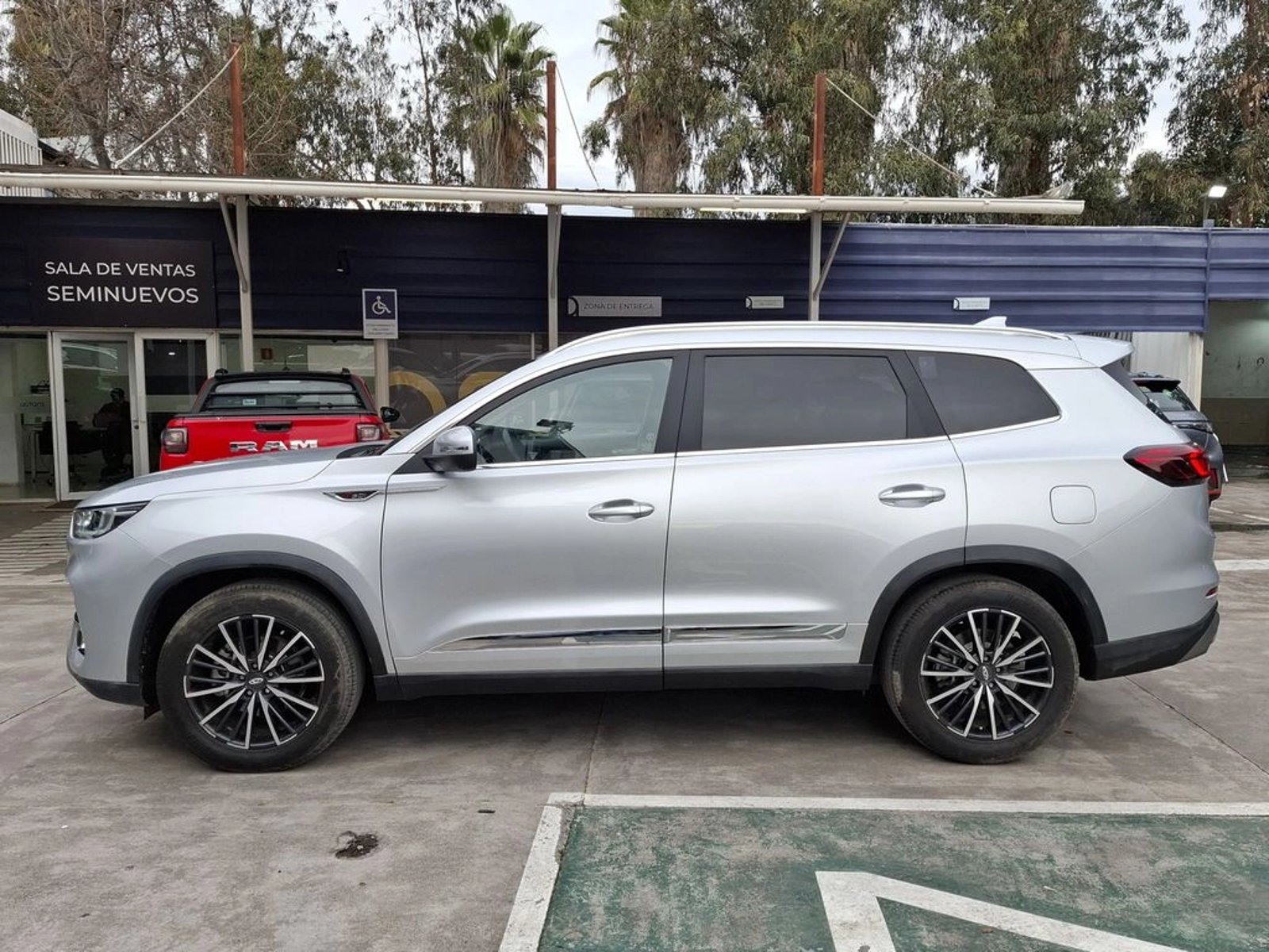 Chery TIGGO 8 PRO 1.6 GDI GLX AT 2023 - Imagen 7 de 20