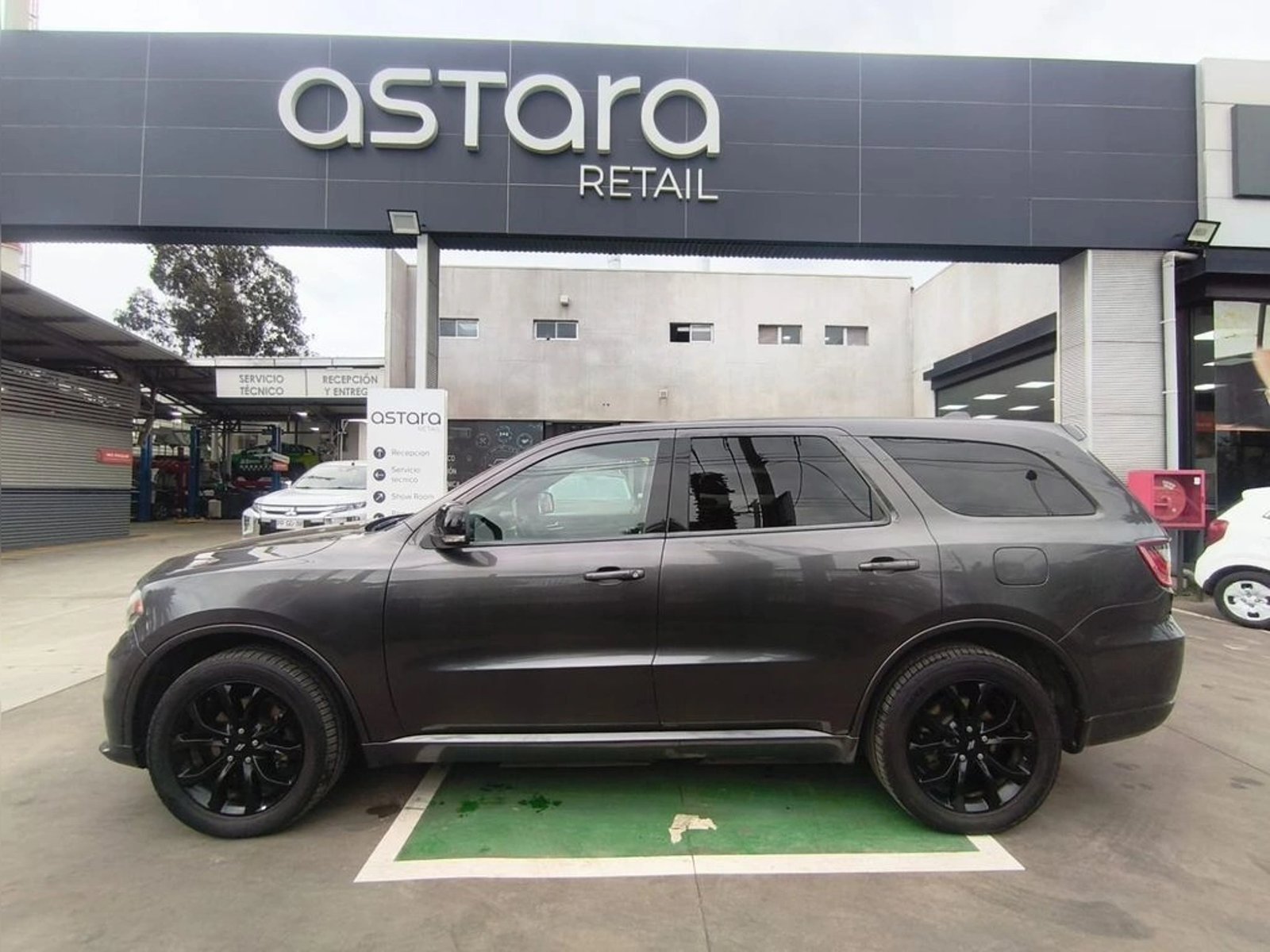 Dodge DURANGO LIMITED 4X4 3.6 AUT 2020 - Imagen 10 de 20