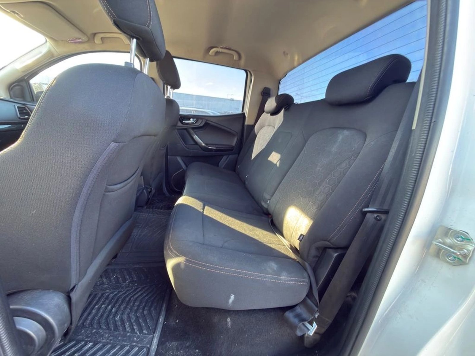 ZX Auto TERRALORD 2.5 DLX MT 4X2 DIESEL 2023 - Imagen 13 de 19