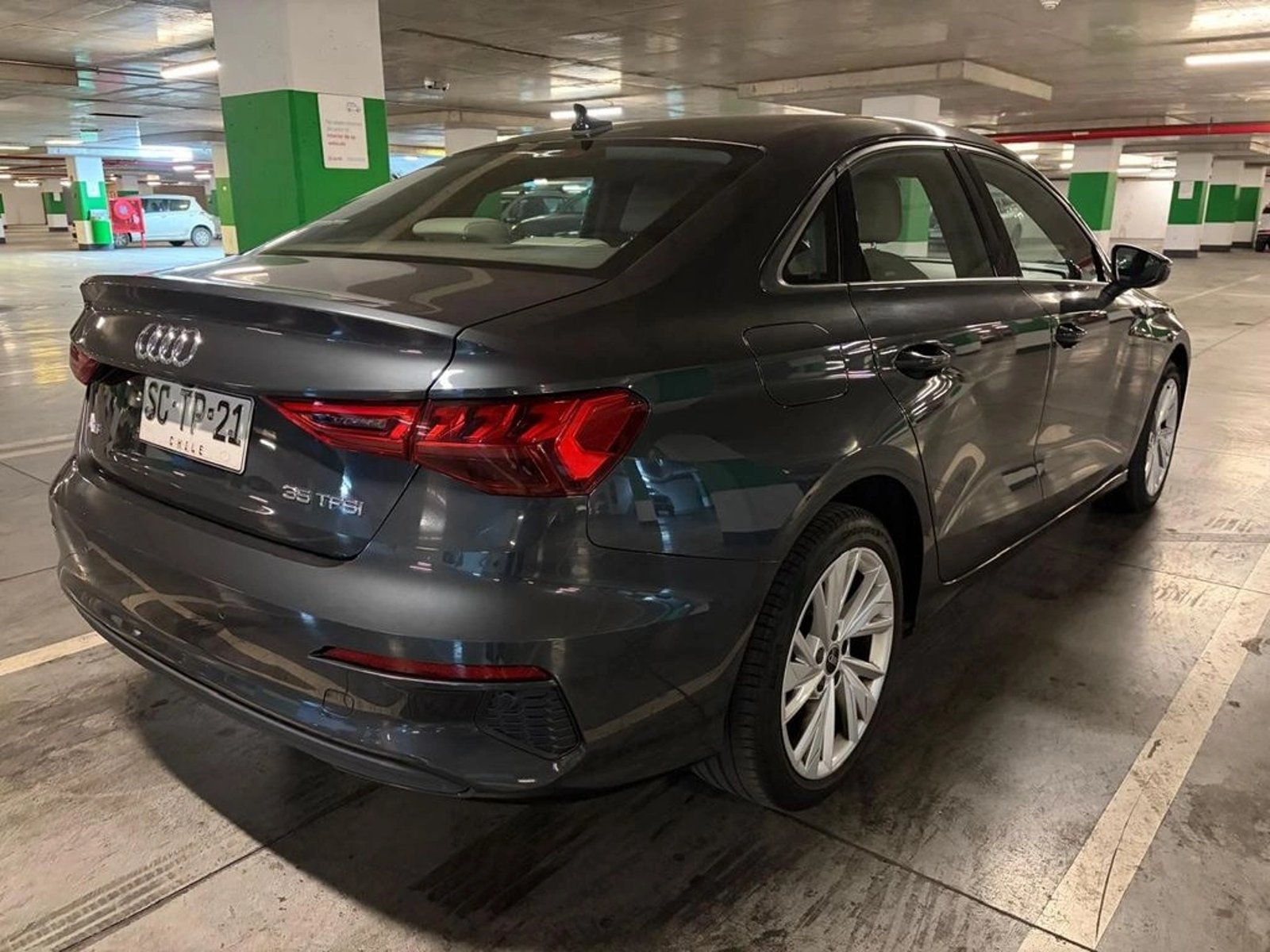 Audi A3 1.4 TFSI 35 4X2 SDN AT 4P 2022 - Foto 5 de 18
