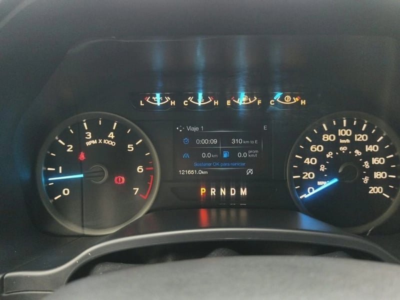 Ford F-150 XLT 4X4 5.0 2021 - Imagen 14 de 20