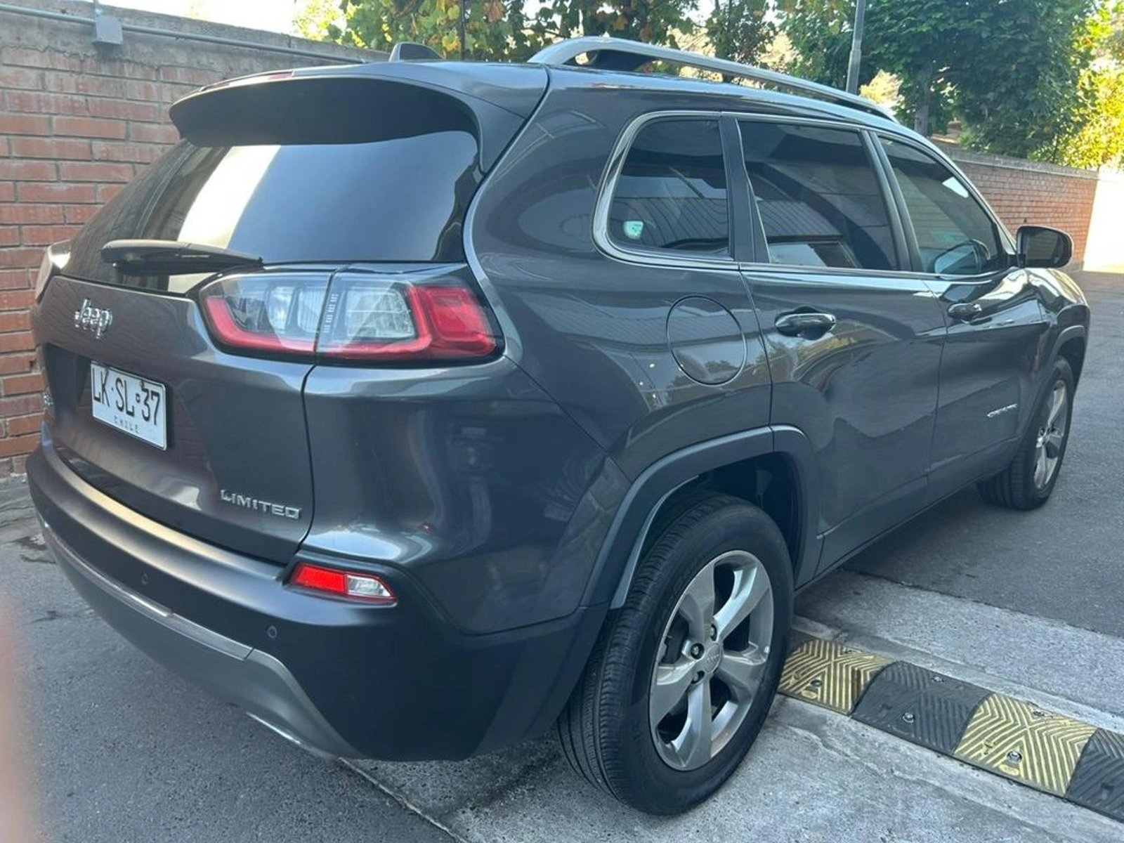 Jeep CHEROKEE 3.2 LIMITED 4X4 AT 5P 2019 - Imagen 7 de 17
