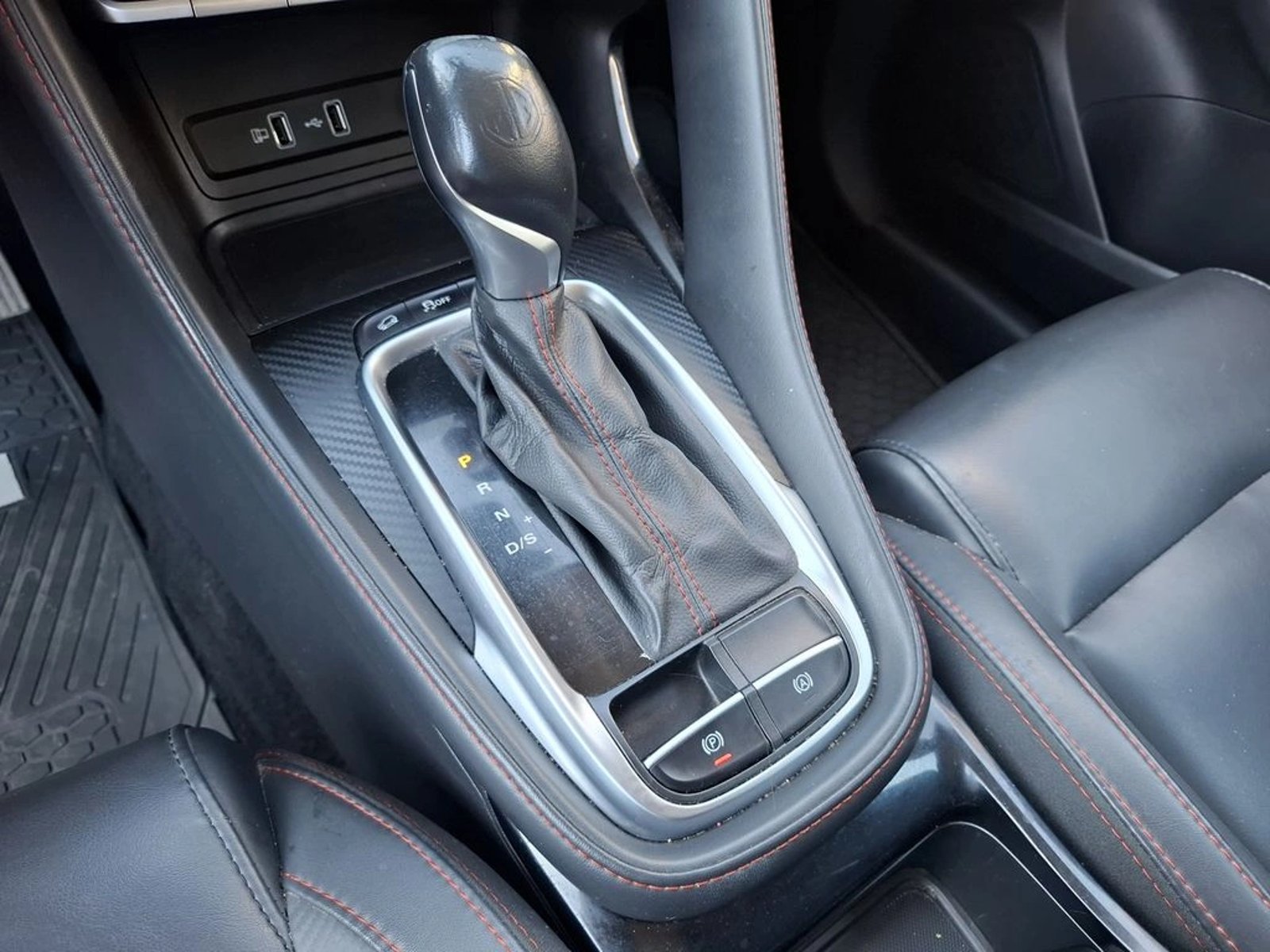 MG ZS 1.5 DLX 4X2 CVT AT 5P 2022 - Imagen 11 de 12