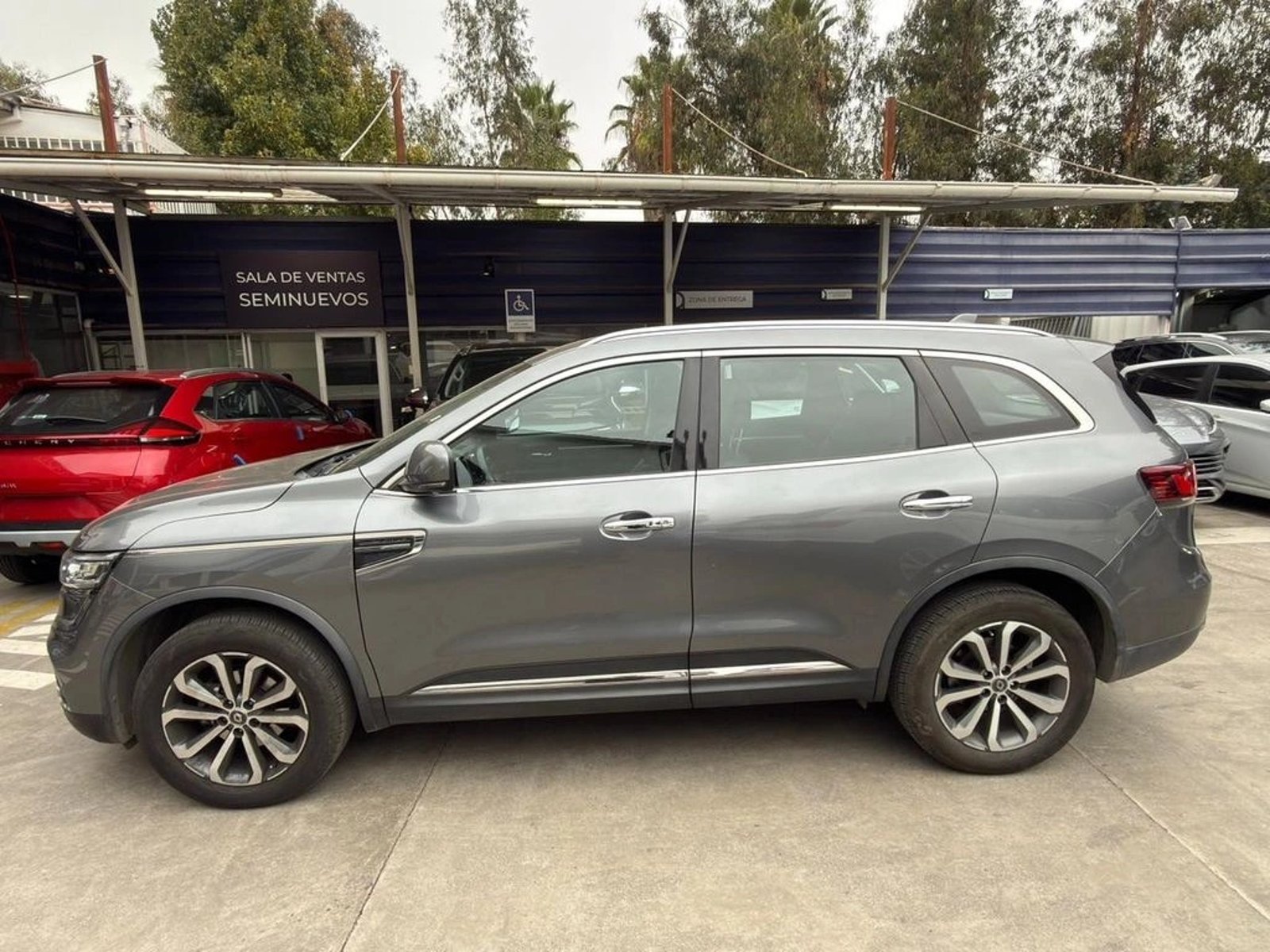 RENAULT KOLEOS 2023 - Imagen 9 de 20