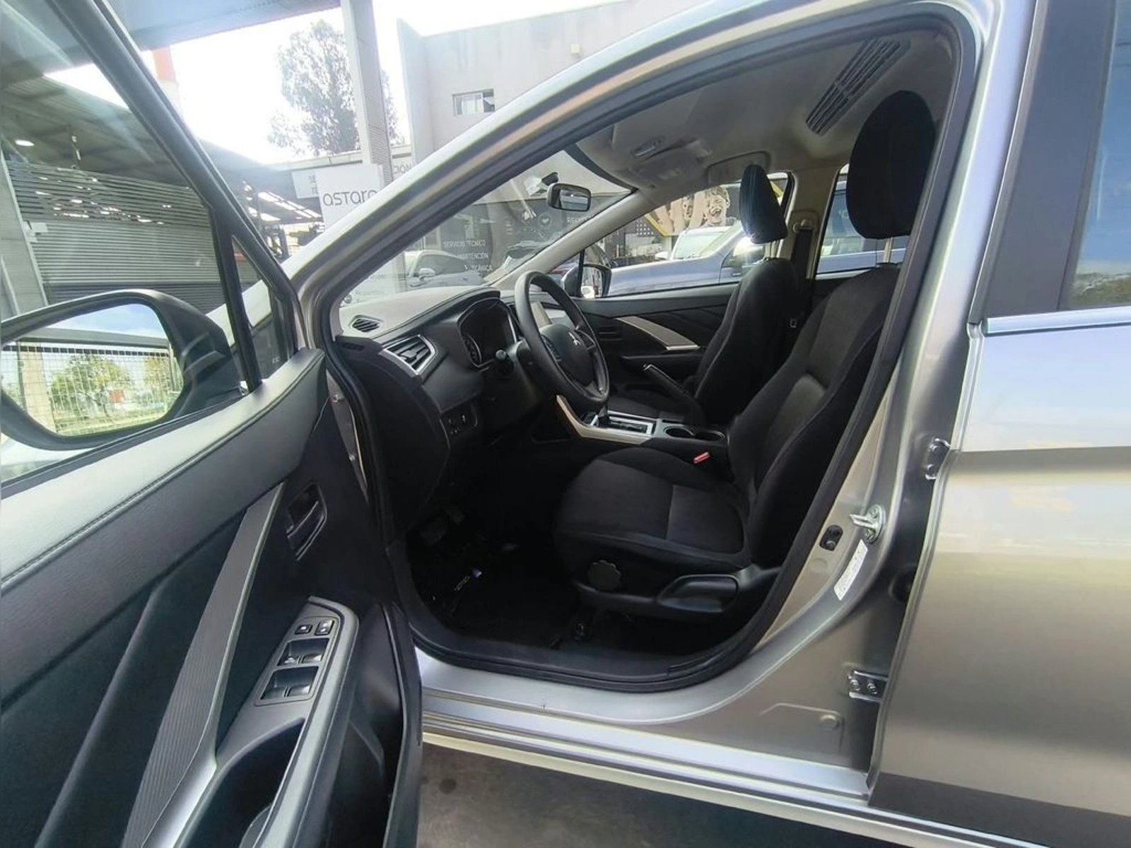 Mitsubishi XPANDER GLX 1.5 AUT 2024 - Imagen 10 de 20