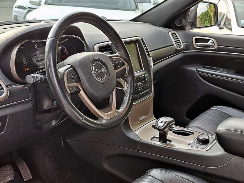 Jeep GRAND CHEROKEE 3.6 LIMITED AT 4X4 2016 - Imagen 11 de 20