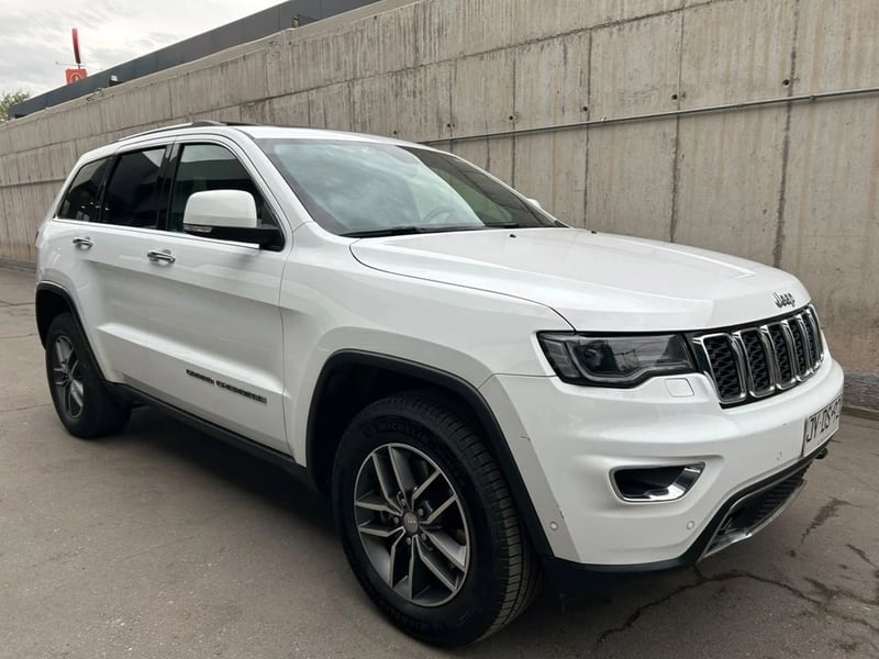 Jeep GRAND CHEROKEE 3.6 LIMITED LX 4X4 AT 5P 2018 - Imagen 3 de 16