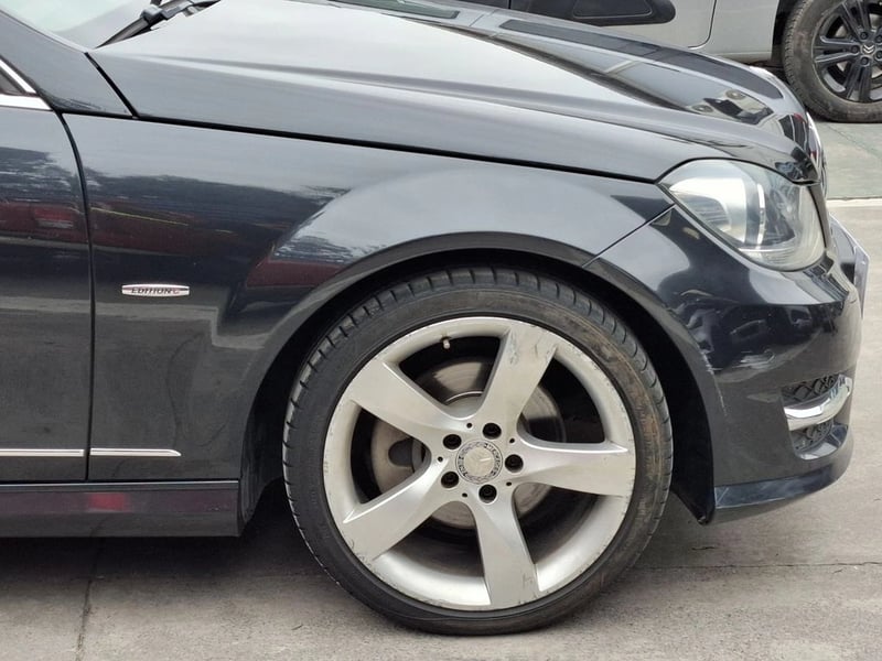 Mercedes-Benz C 250 1.8 4X2 AT 4P 2015 - Imagen 10 de 20