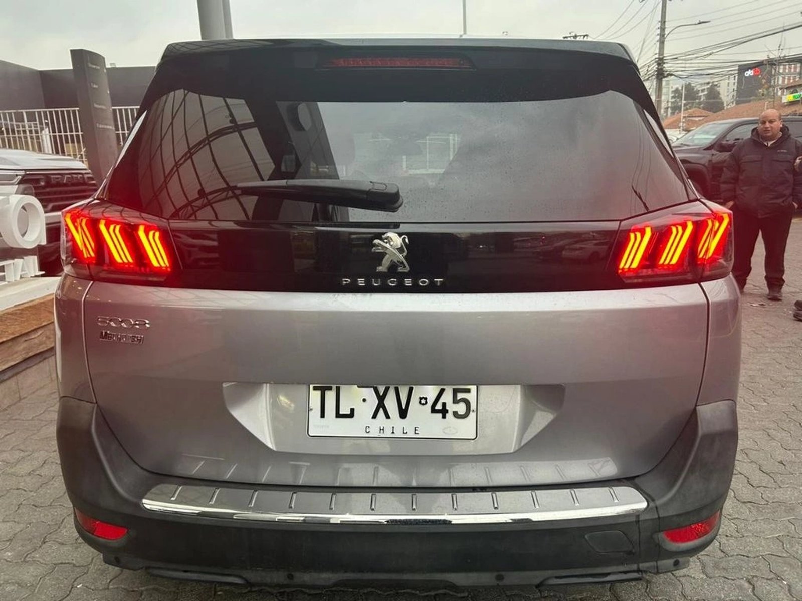 Peugeot 5008 1.5 ALLURE PACK BLUEHDI 130 EAT8 AT 2024 - Imagen 6 de 17