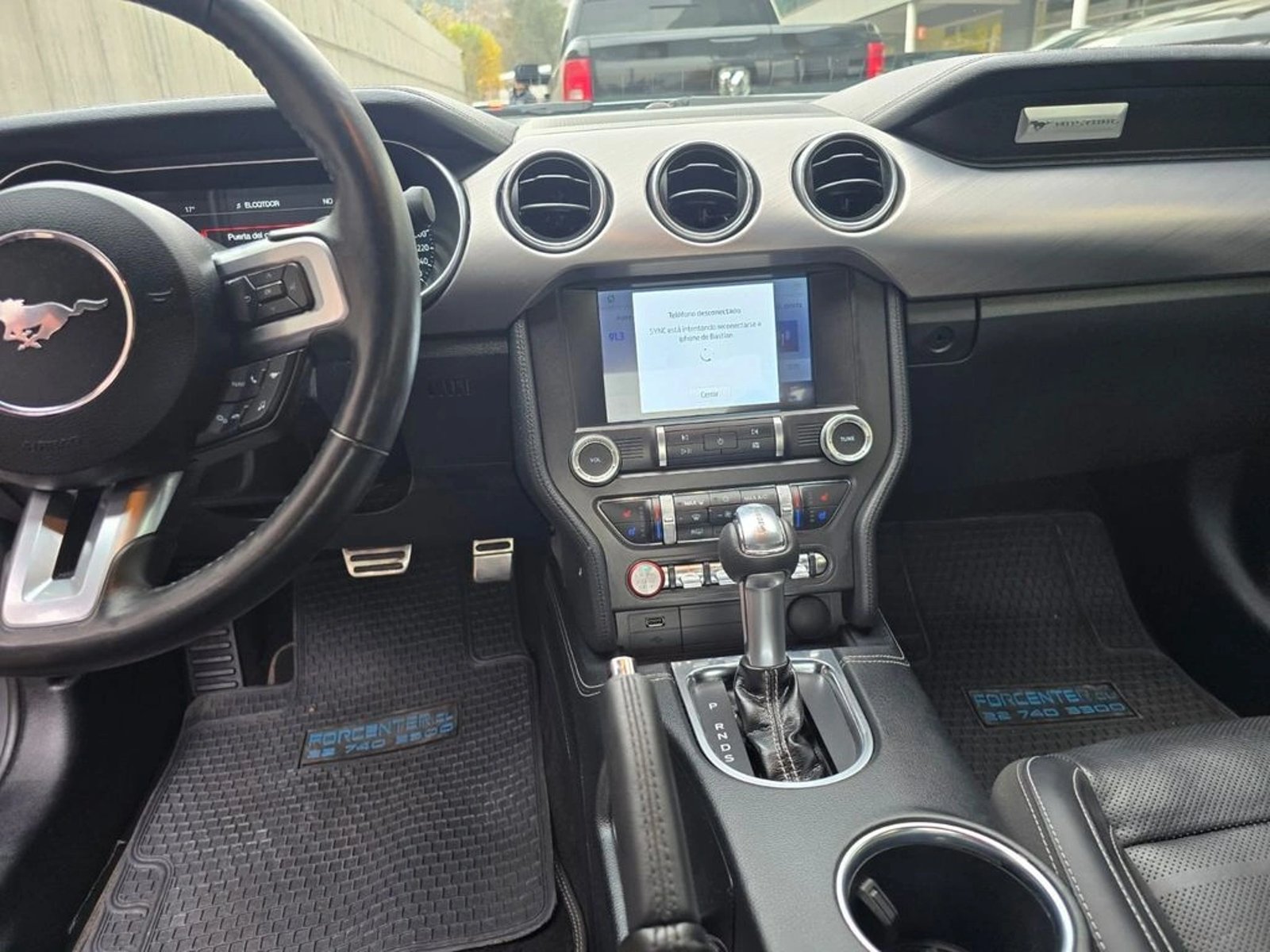 FORD MUSTANG 2023 - Imagen 11 de 16
