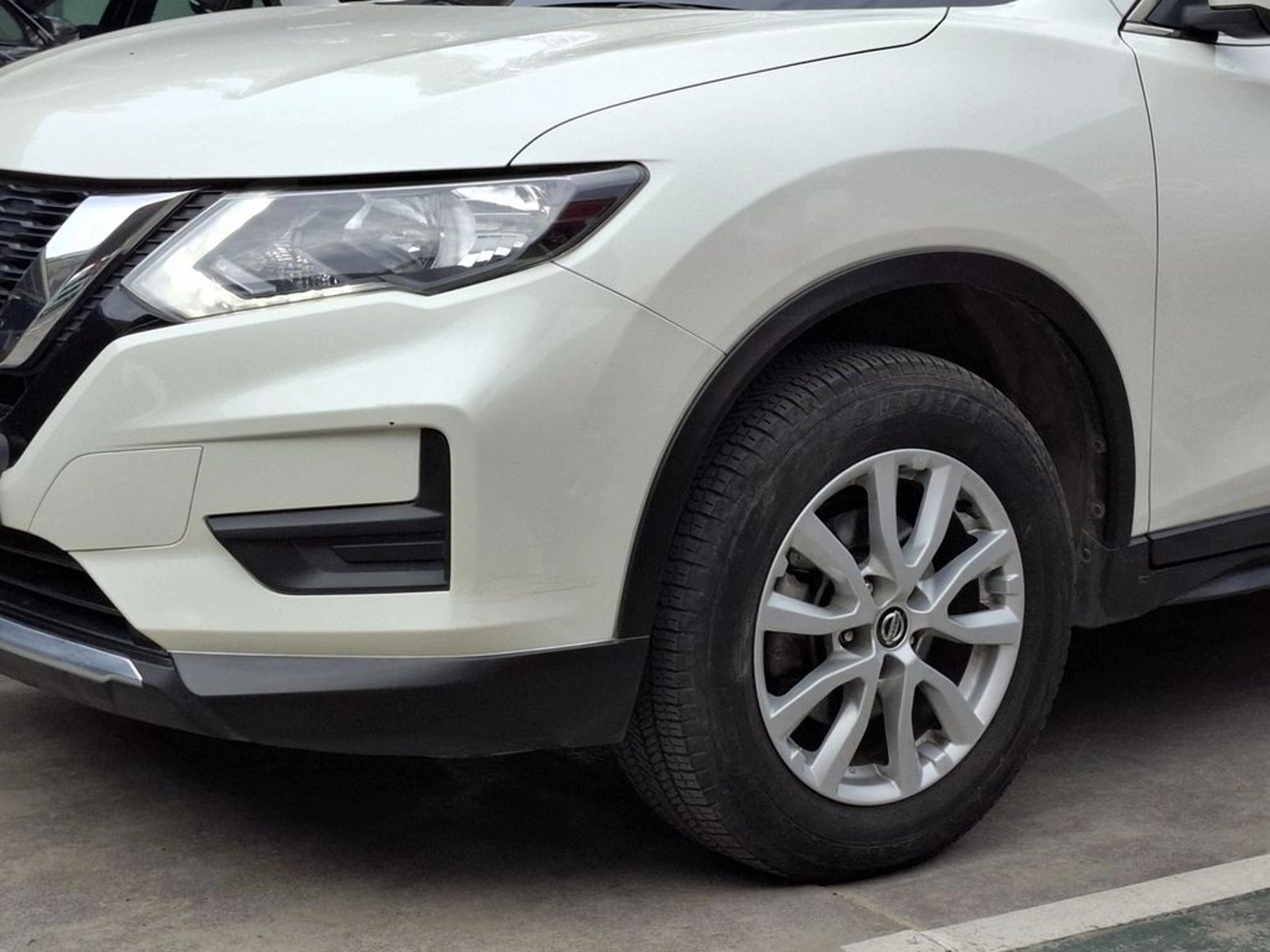 Nissan X-TRAIL 2.5 SENSE MC 4X2 CVT AT 5P 2022 - Foto 5 de 20