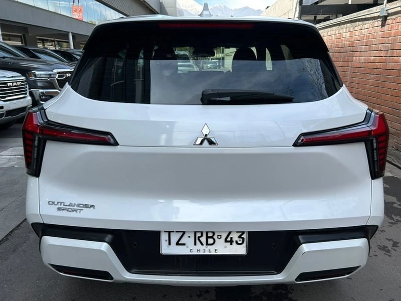 Mitsubishi OUTLANDER SPORT GLS 1.5 AUT 2025 - Imagen 5 de 16