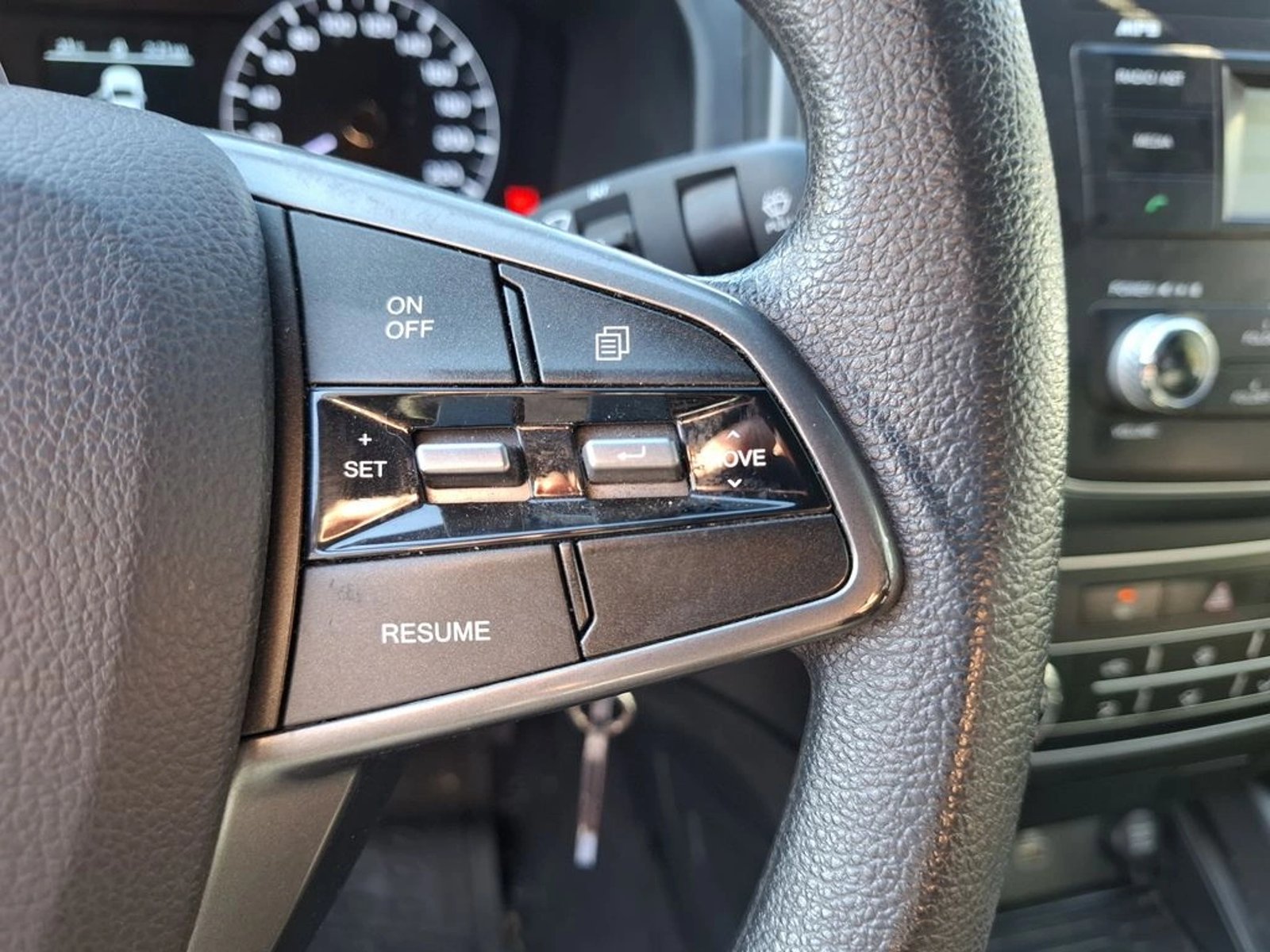 SsangYong MUSSO 2.2 GRAND GLX TD DIESEL 4WD MT6 4P 2024 - Imagen 17 de 20