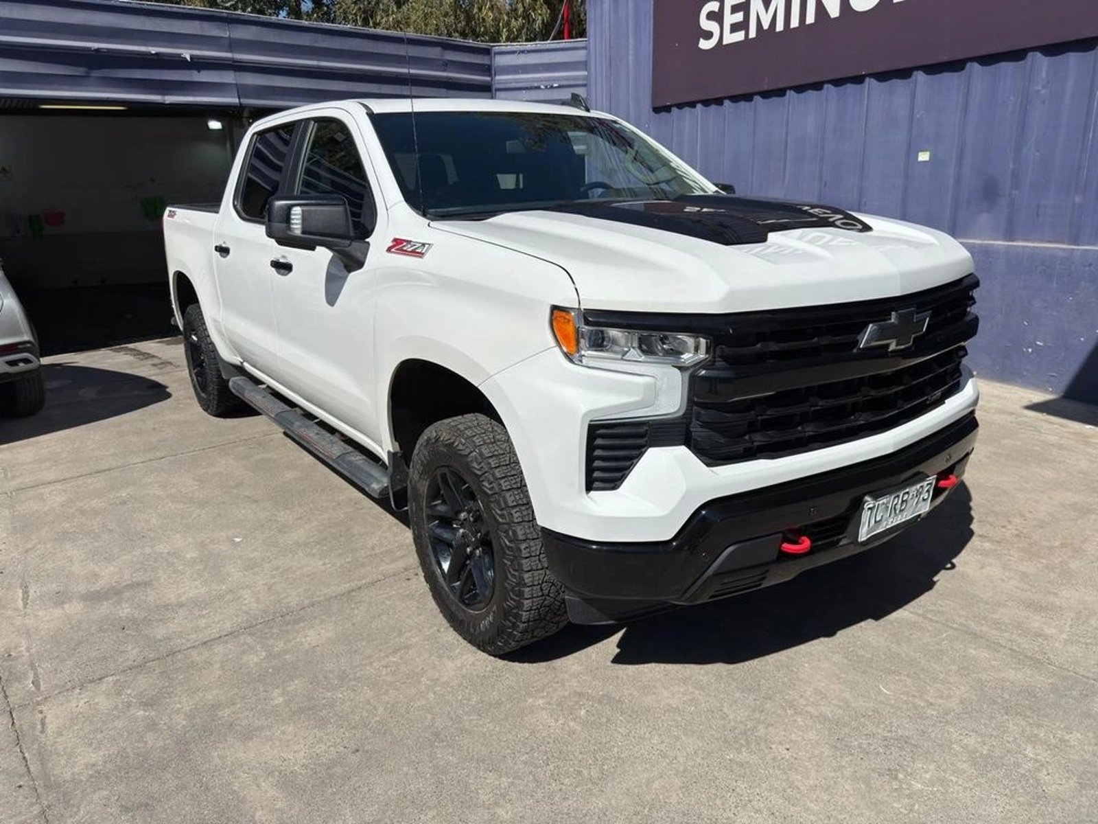 CHEVROLET SILVERADO 2024 - Imagen 4 de 16