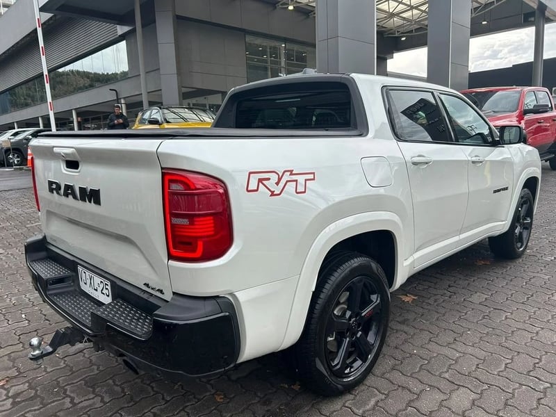 RAM RAMPAGE 2.0 RT 4X4 DOB. CAB. AT 4P 2025 - Imagen 7 de 16