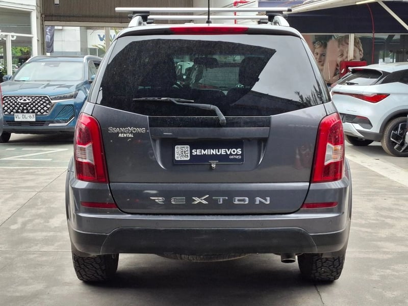 SsangYong REXTON 2.0 DIESEL 2WD MT 5P 2016 - Imagen 7 de 20