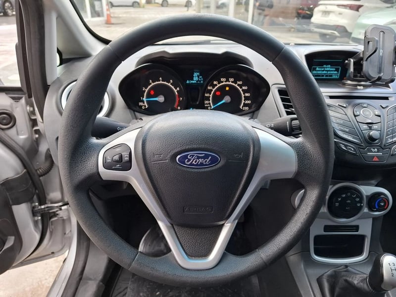 Ford FIESTA MT 1.6 2019 - Imagen 15 de 20