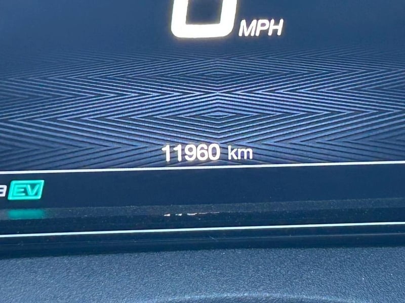 Alfa Romeo TONALE 1.3 TRIBUTO PHEV HYBRID 4X4 AT 5P 2025 - Imagen 14 de 16