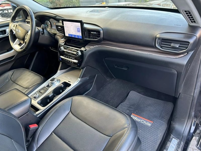 Ford EXPLORER LIMITED 4X4 2.3 AUT 2022 - Imagen 7 de 15
