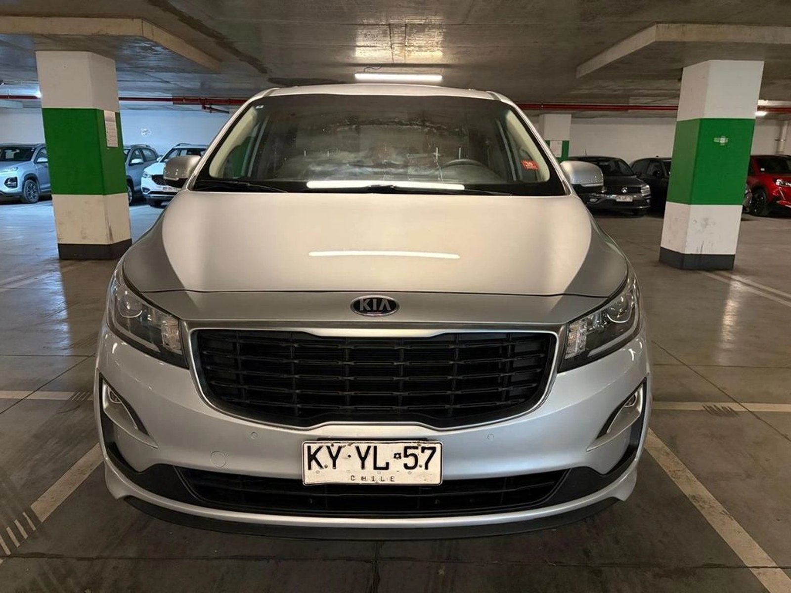 Kia GRAND CARNIVAL EX 3.3 AUT 2019 - Foto 2 de 19