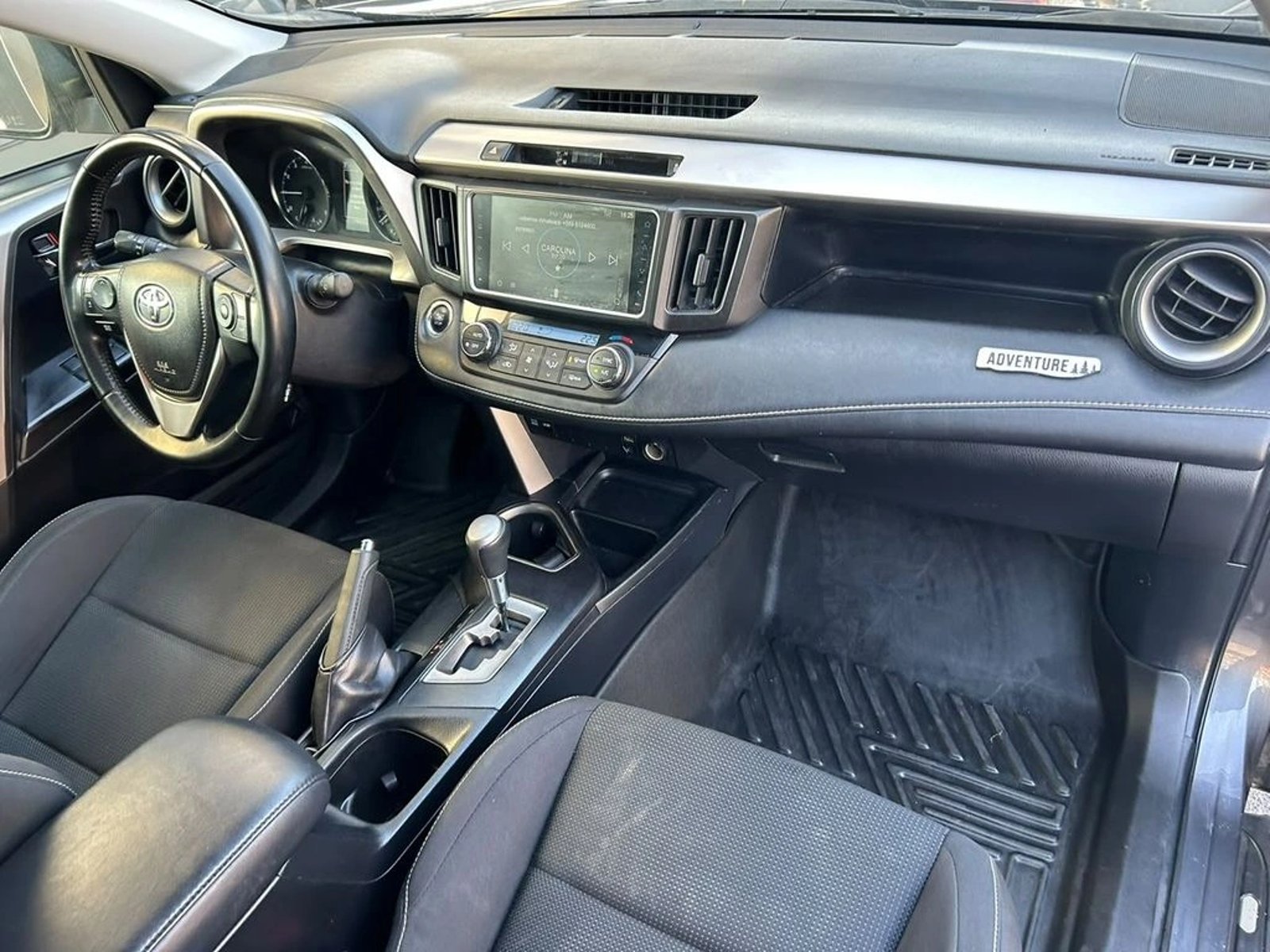 TOYOTA RAV4 2.0 ADVENTURE LUJO AT 2019 - Imagen 7 de 16