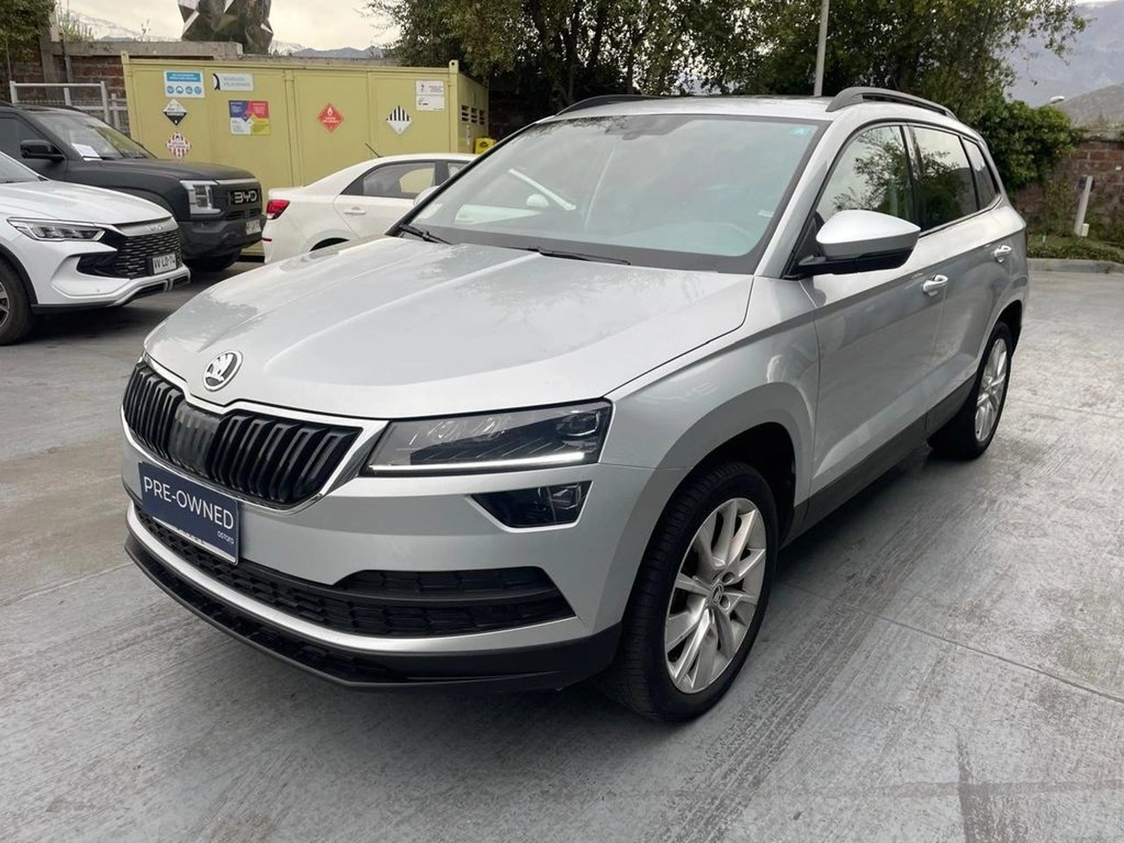 Skoda KAROQ 1.4 TSI AMBIENTE AT 2021 - Foto 2 de 20