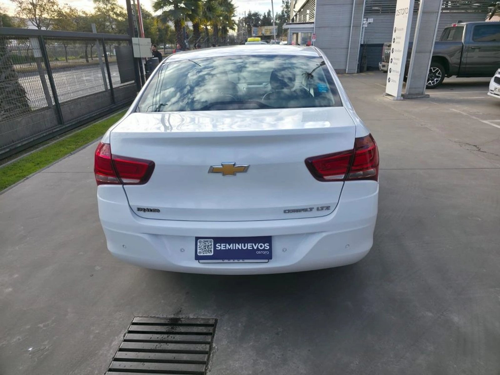 CHEVROLET COBALT LTZ 1.8 MT 2018 - Imagen 6 de 20