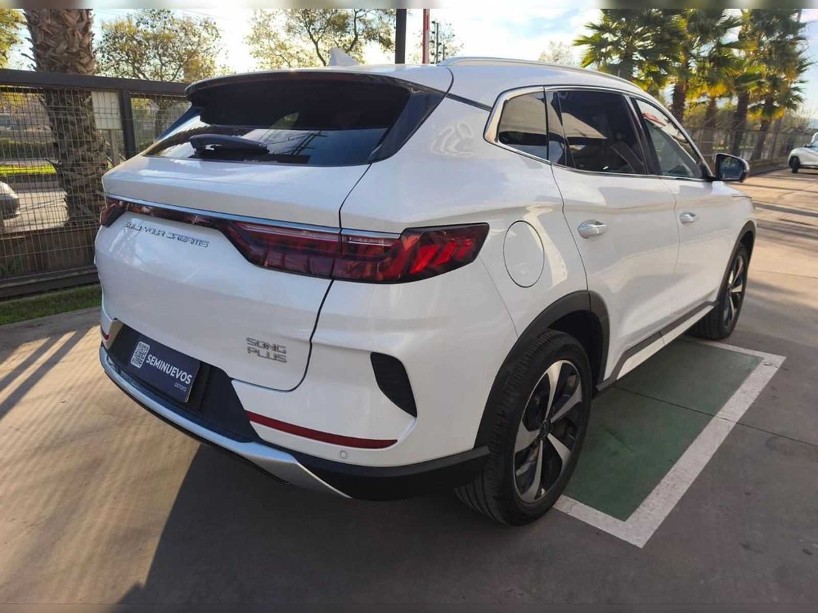 BYD SONG PLUS PLUS DMI 1.5 AUT 2024 - Imagen 6 de 20