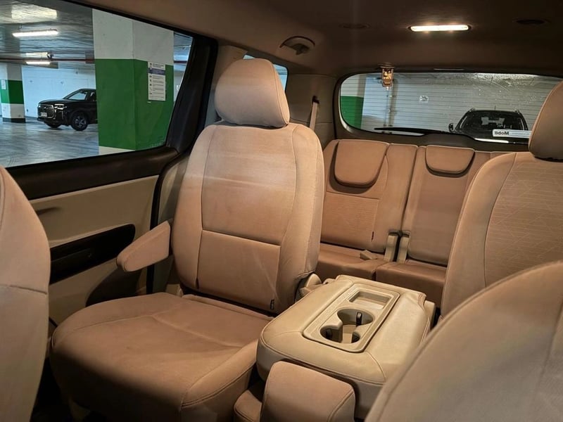 Kia GRAND CARNIVAL EX 3.3 AUT 2019 - Imagen 10 de 19