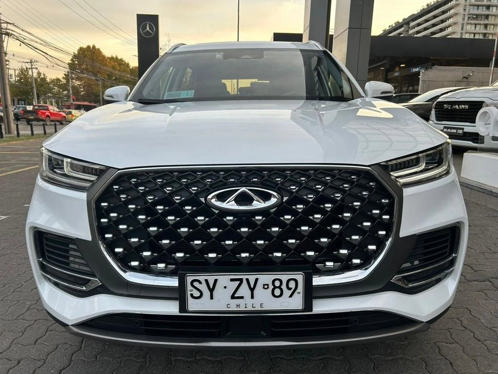 Chery TIGGO 8 PRO 1.5T PHEV HYBRID 4X2 AT 5P 2024 - Foto 3 de 16