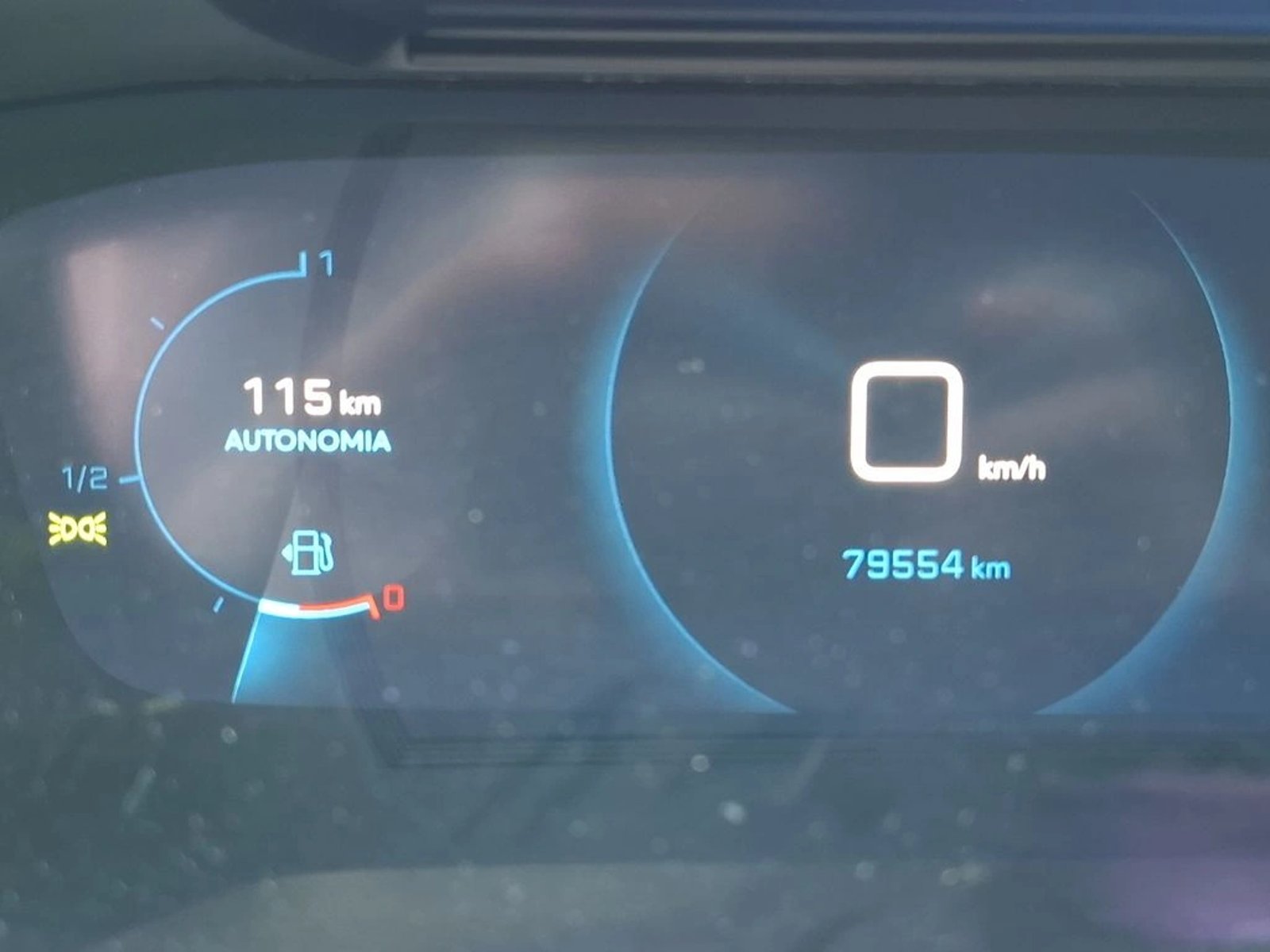 PEUGEOT 2008 2022 - Imagen 19 de 20