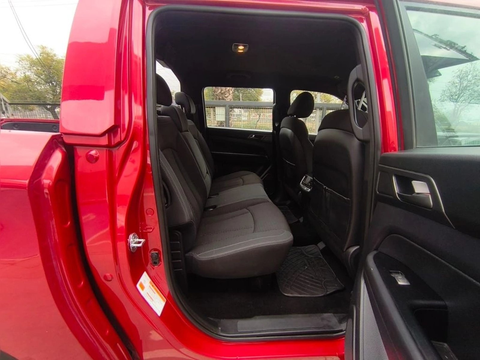 SsangYong GRAND MUSSO MUSSO GRAND 2.2 MT 4X4 2024 - Imagen 10 de 20