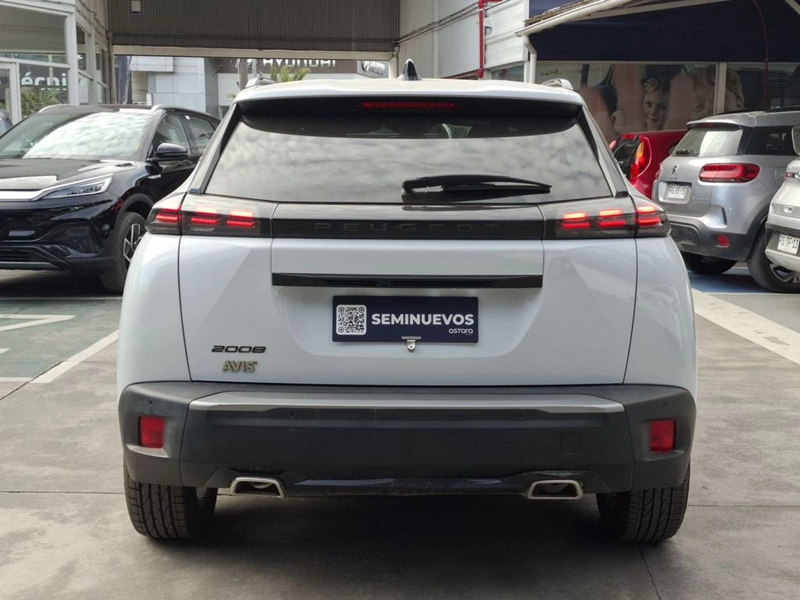 PEUGEOT 2008 1.2 ALLURE PACK PURETECH 130 4X2 AT 5P 2024 - Imagen 8 de 20