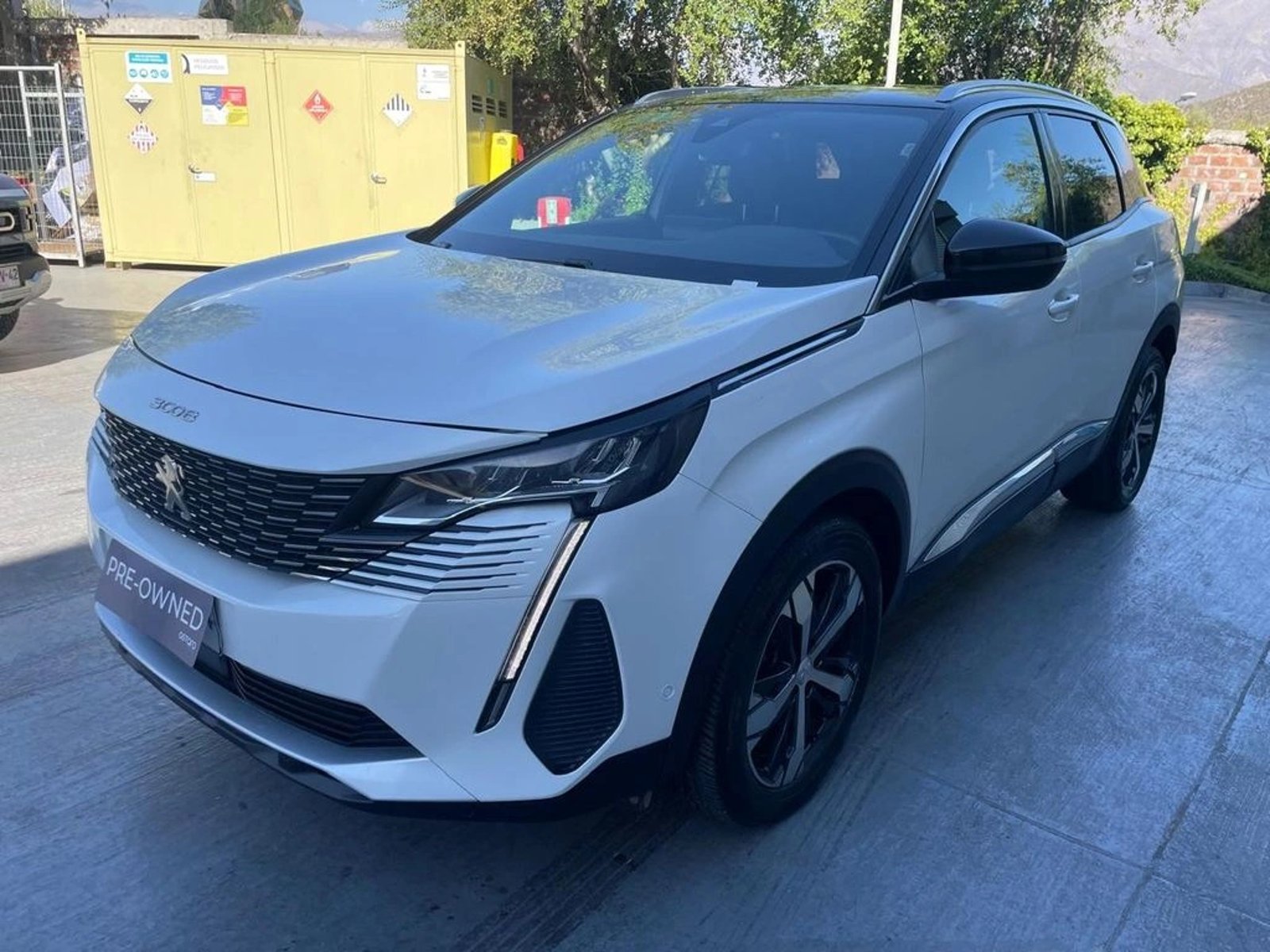 Peugeot 3008 1.6 ALLURE PACK THP 165 AT 2024 - Foto 2 de 20