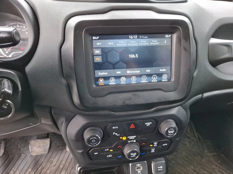 Jeep RENEGADE AT 1.8 2022 - Imagen 20 de 20